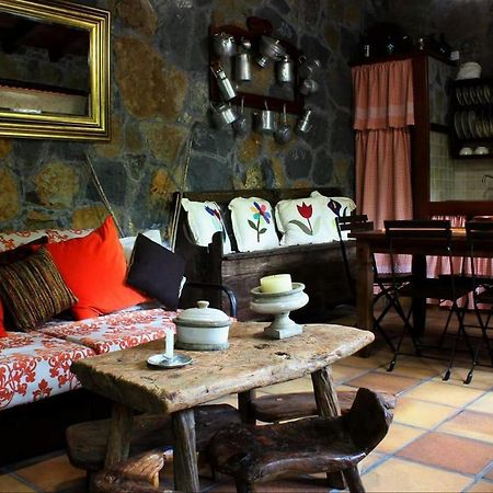 Casa Mary Lola Guest House Tinor Exterior foto