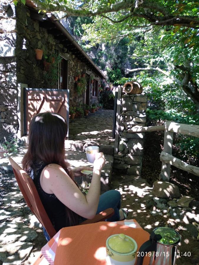 Casa Mary Lola Guest House Tinor Exterior foto