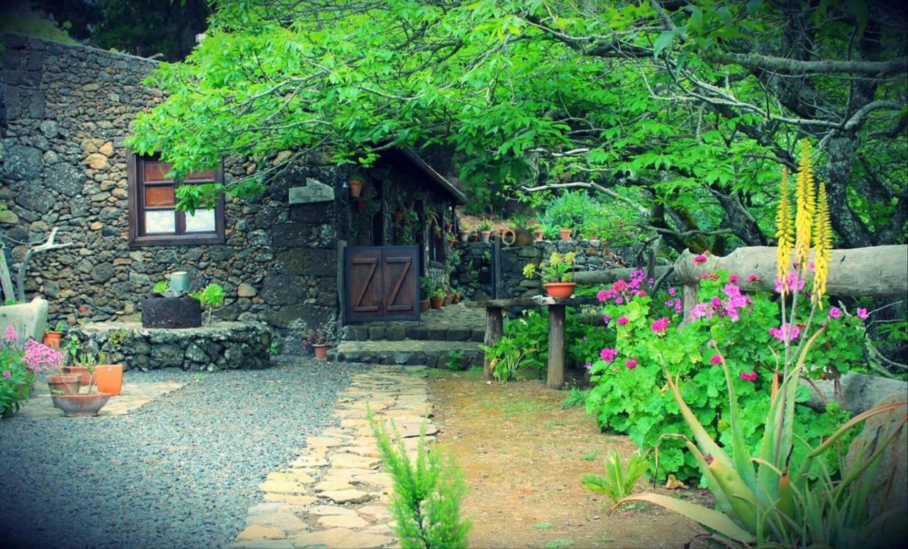 Casa Mary Lola Guest House Tinor Exterior foto